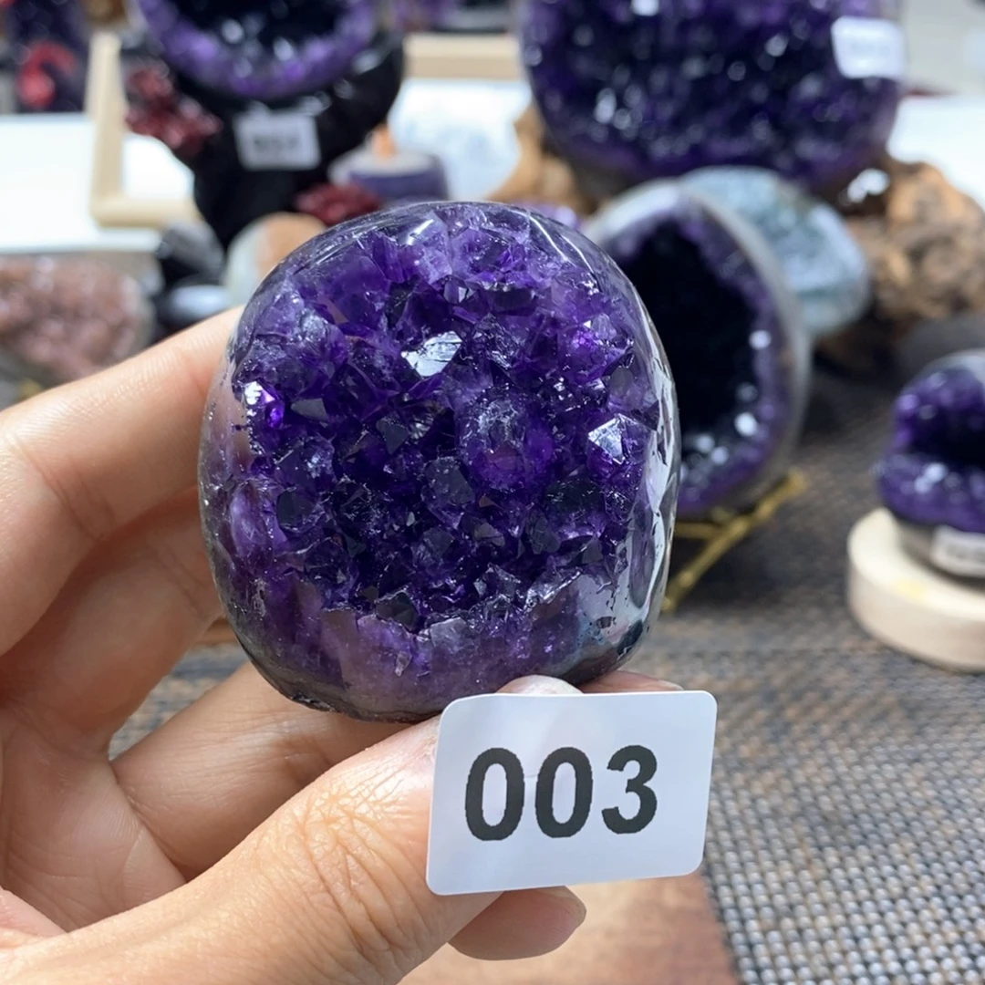 紫晶未镶嵌大型摆件（非配饰）