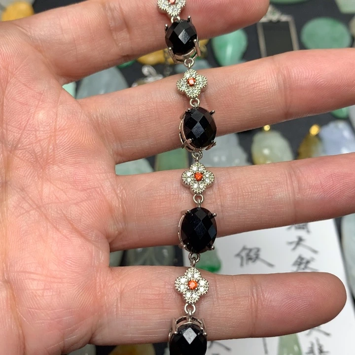 翡翠未镶嵌颈饰天然A货翡翠