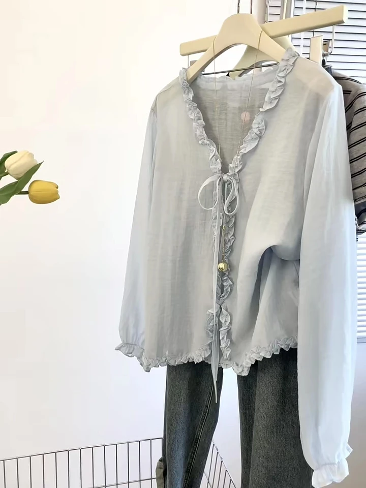今年夏天爆款穿搭休闲日常女2025年新款韩版气质百搭花边长袖上衣