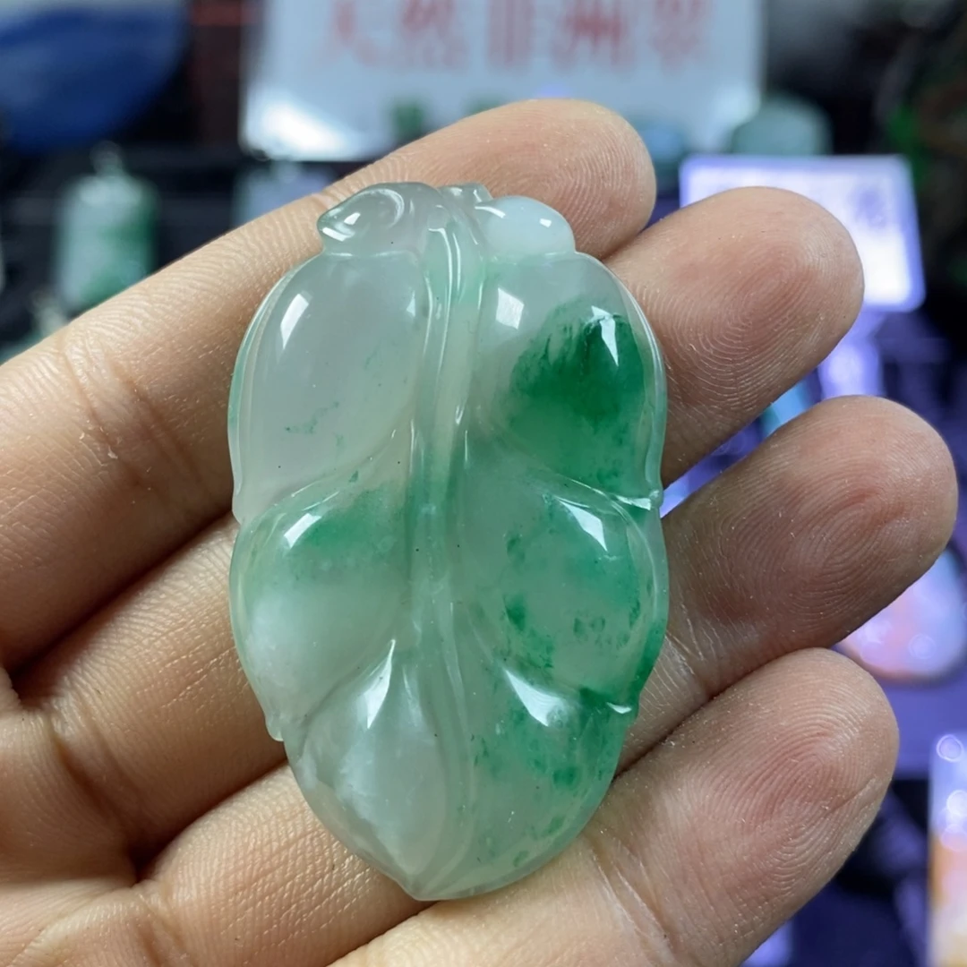 石英质玉（非洲翠）未镶嵌吊坠(不含链)