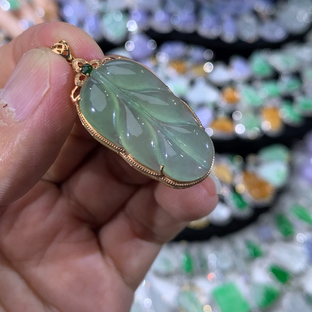 翡翠18K金镶嵌吊坠(不含链)