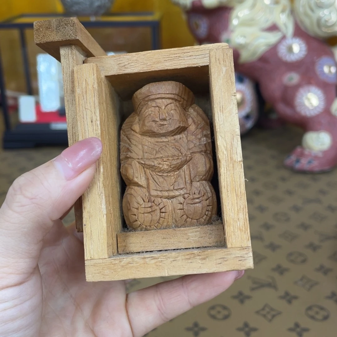 方***北-微瑕_ 回流物品，不是全新