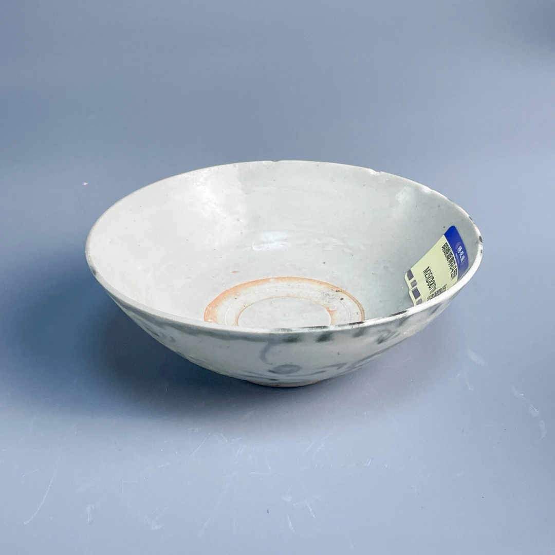 M25KD007189 - 明晚期青花斗笠碗