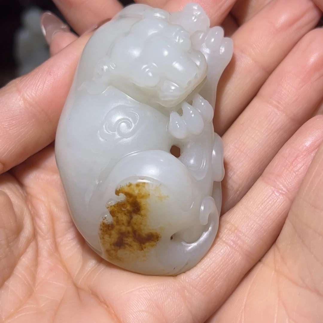 静***流和田玉未镶嵌颈饰