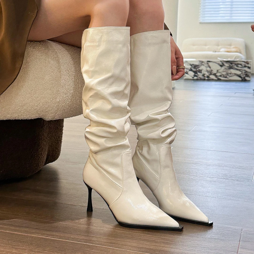 美得毫不费力的靴子！elingstudio 太高级啦！白色堆堆长靴女2025