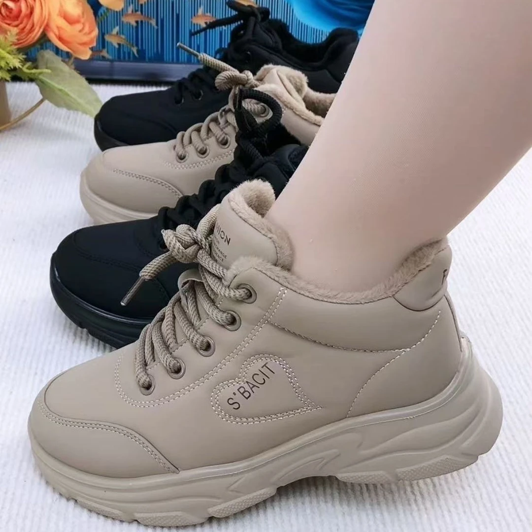 冬季新款老北京棉鞋女加绒加厚保暖防滑软底妈妈休闲防寒棉靴2025