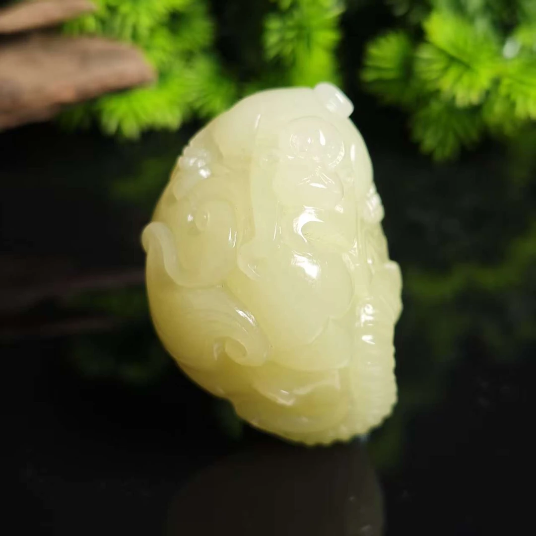 lot6097 封侯拜相 和田玉黄玉 49.8*33.8*30.6mm 67.9g