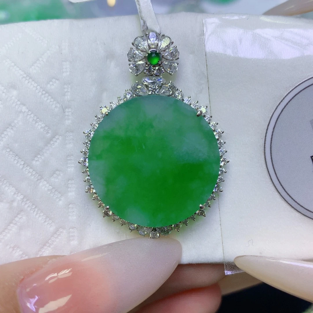 翡翠18K金镶嵌颈饰天然缅甸翡翠a货百元以上9元证书费自理