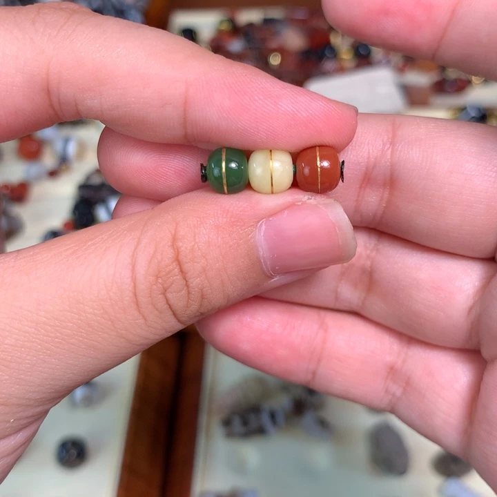 颈饰未镶嵌南红玛瑙76