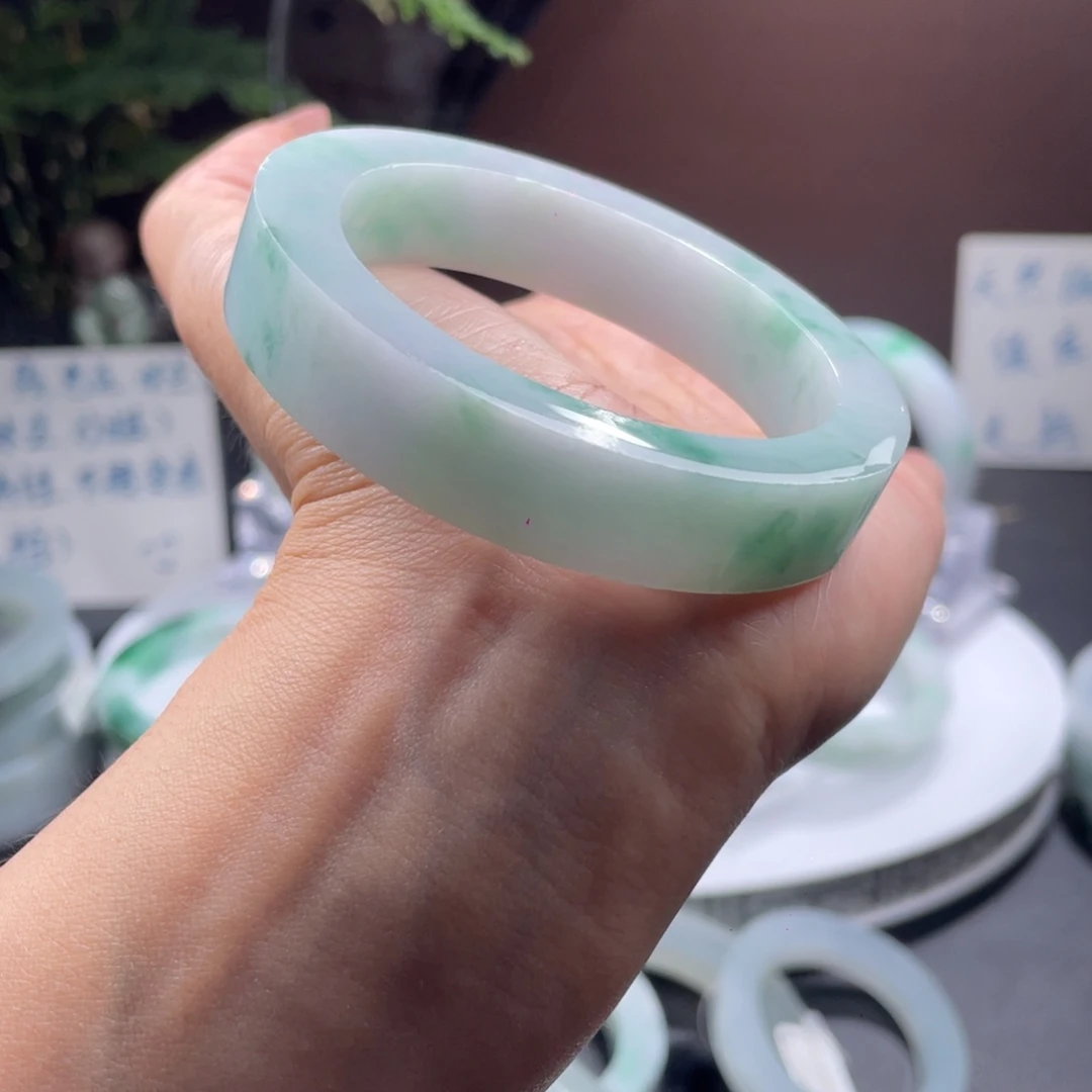 定制翡翠未镶嵌正圈