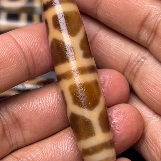 無***謂玛瑙/玉髓未镶嵌颈饰