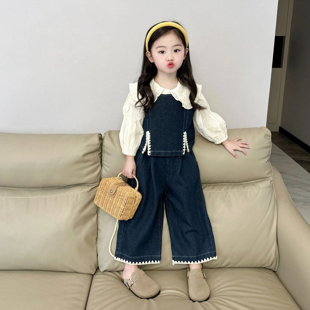 女童时髦套装儿童洋气翻领衬衫+牛仔马甲长裤三件套