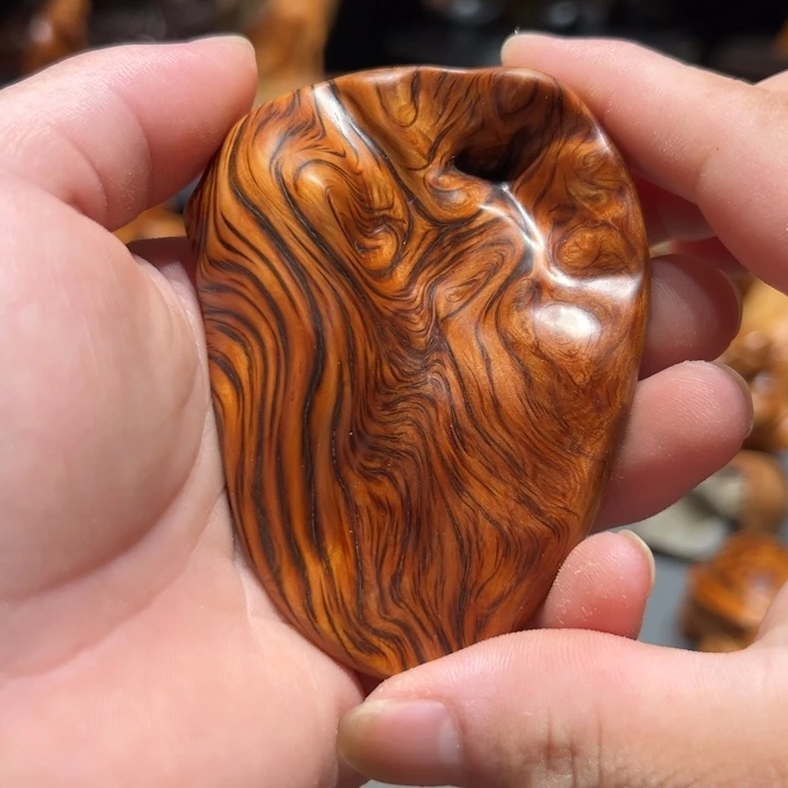 柏木（崖柏）点点关注