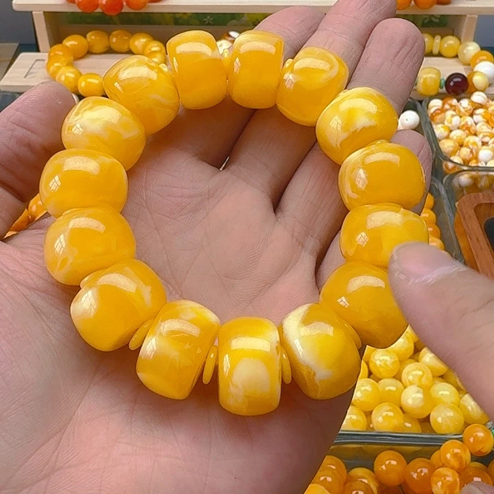 红*，20鸡油黄飘花算盘