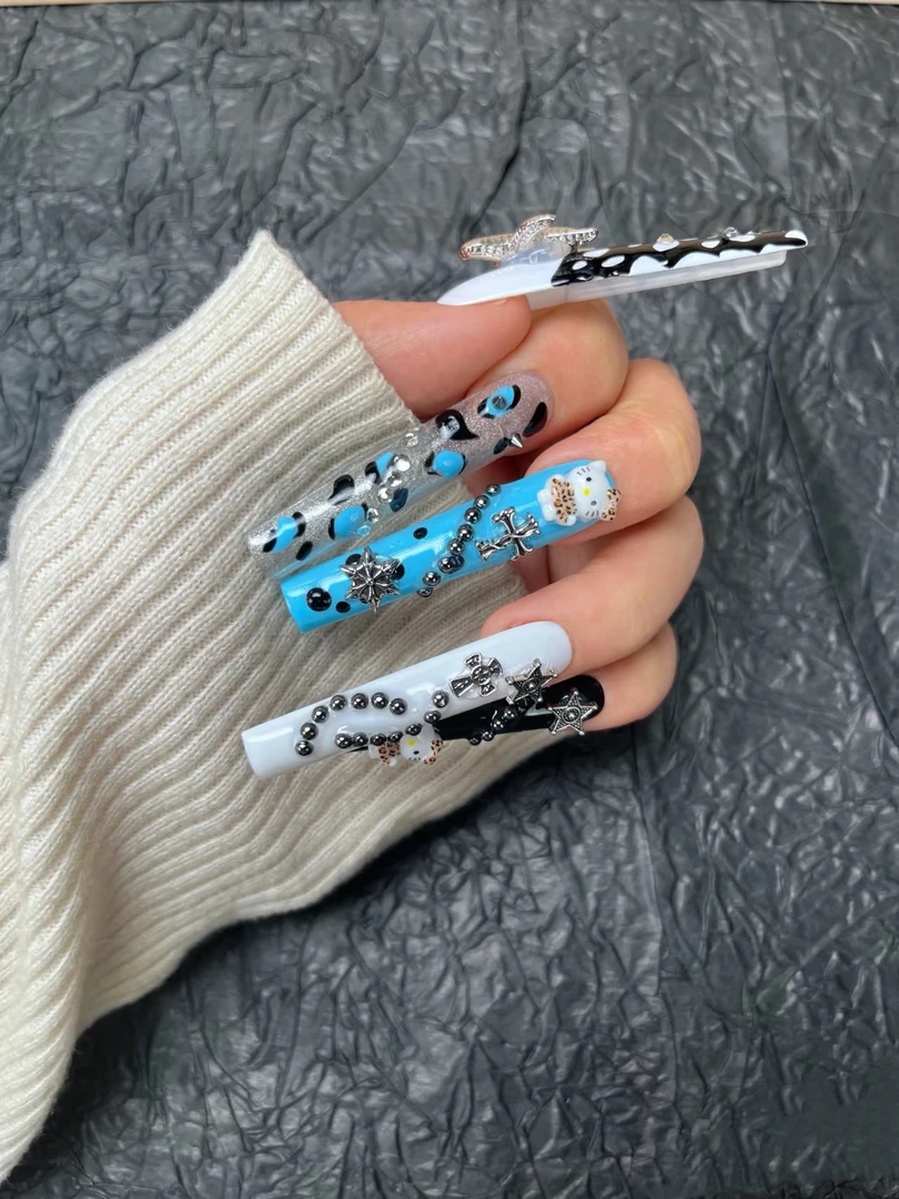 柚米纯手工穿戴甲默认微瑕NO退NO换直播链接