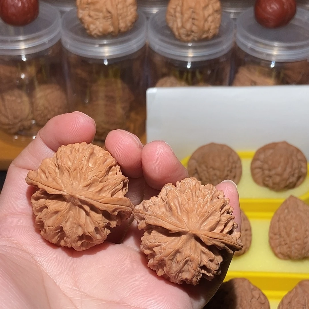 文玩核桃吊坠42苹果园