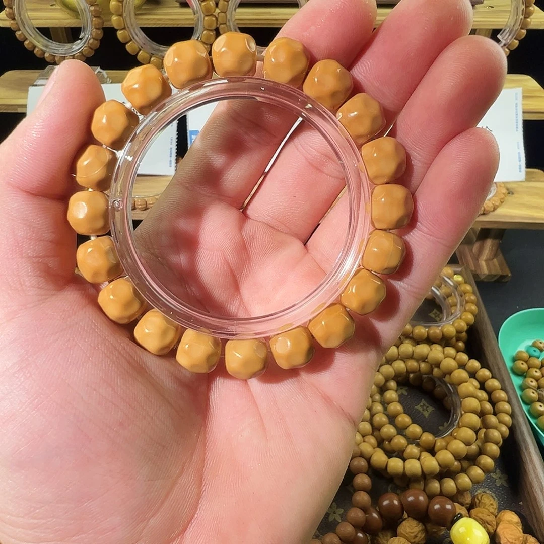 手串猴头核桃奶酪高抛