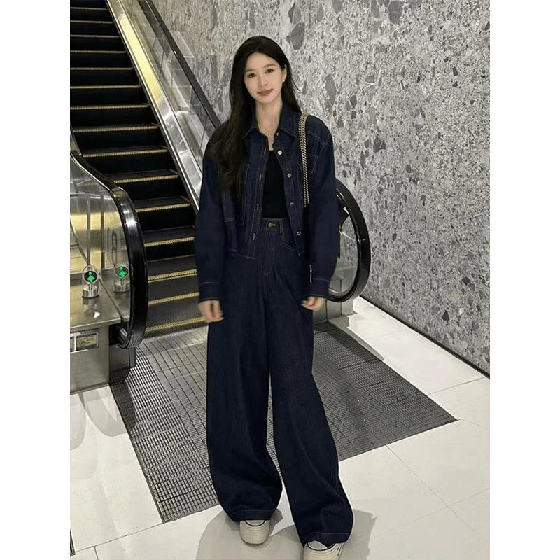 2025年春季复古港风高街牛仔外套+高腰阔腿裤今年流行穿搭两件套