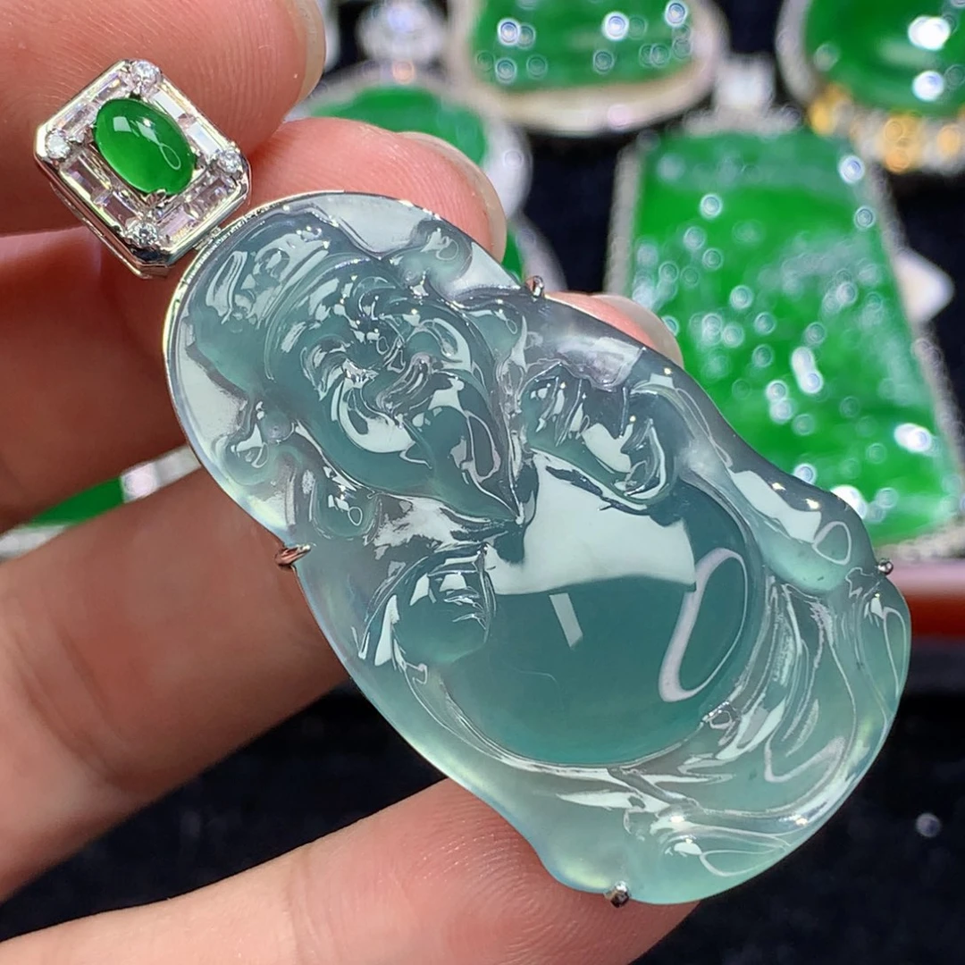 翡翠未镶嵌颈饰翡翠