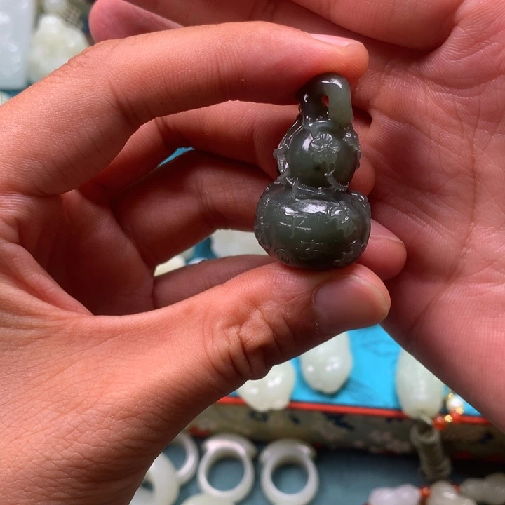 和田玉未镶嵌颈饰用****5