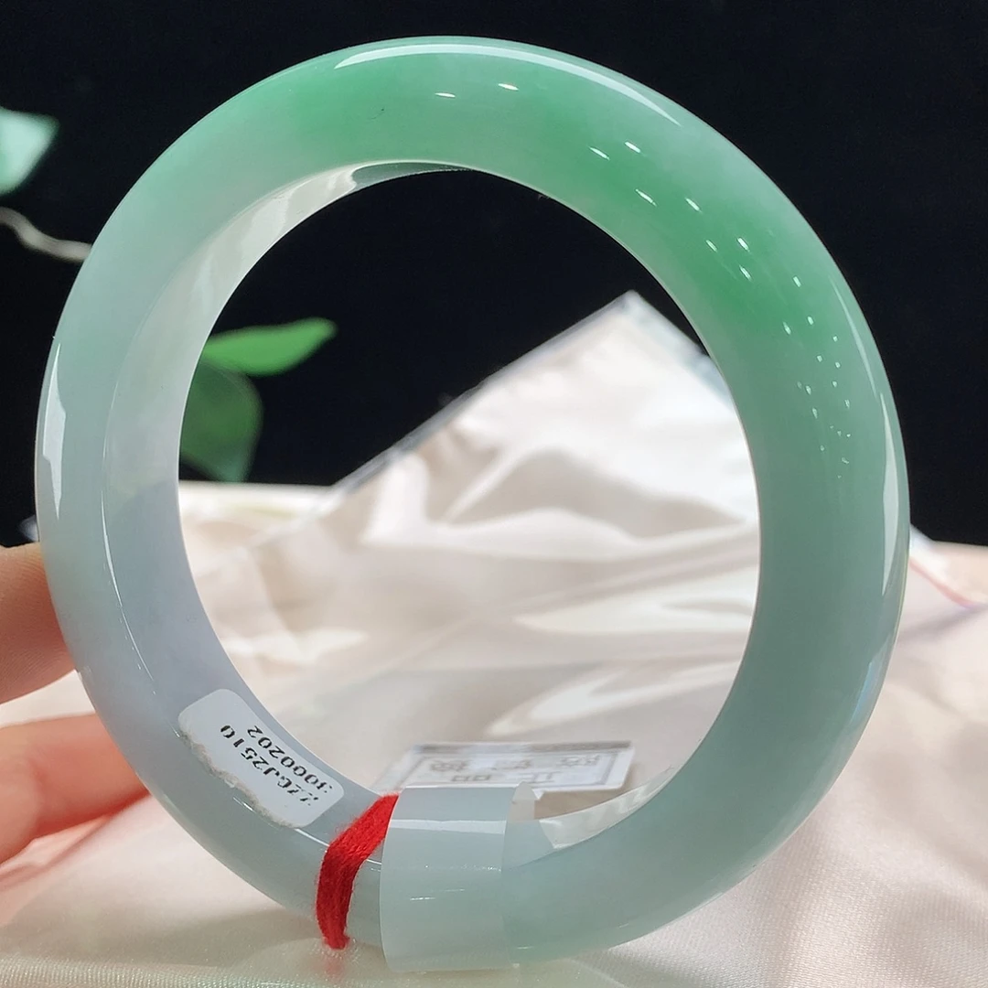 翡翠未镶嵌手镯0202