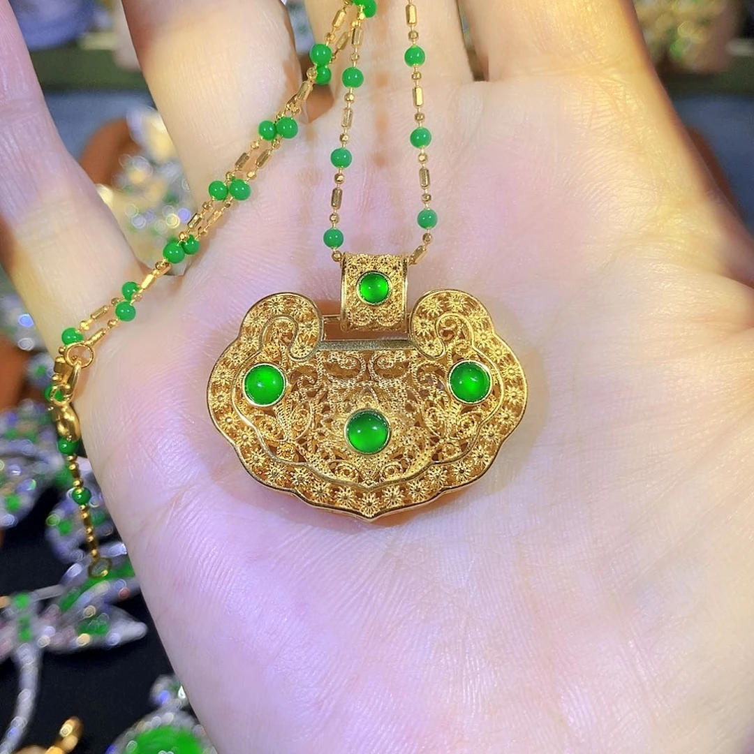 颈饰银S925镶嵌翡翠