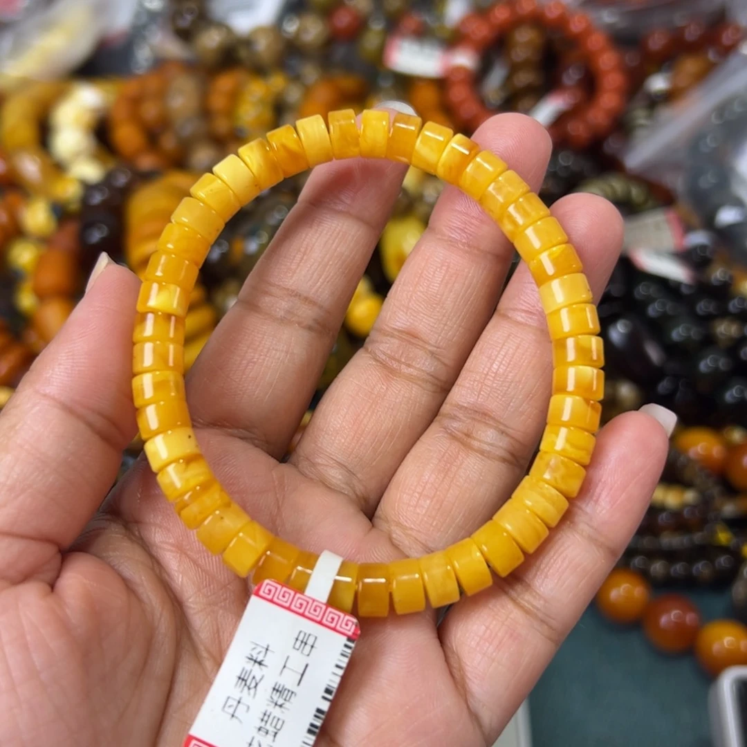 未镶嵌琥珀珠宝奇石858