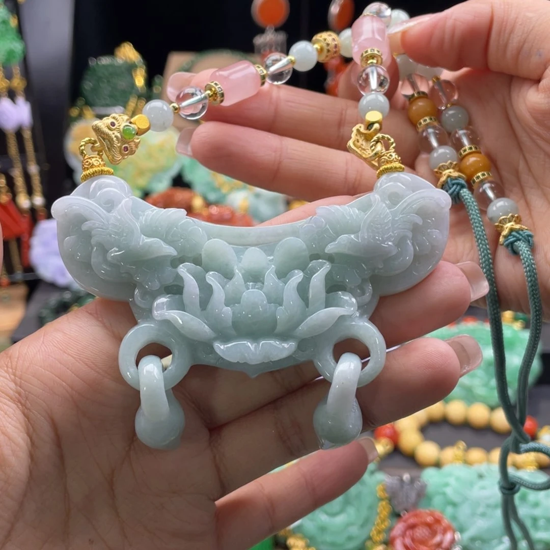 翡翠颈饰未镶嵌代编织