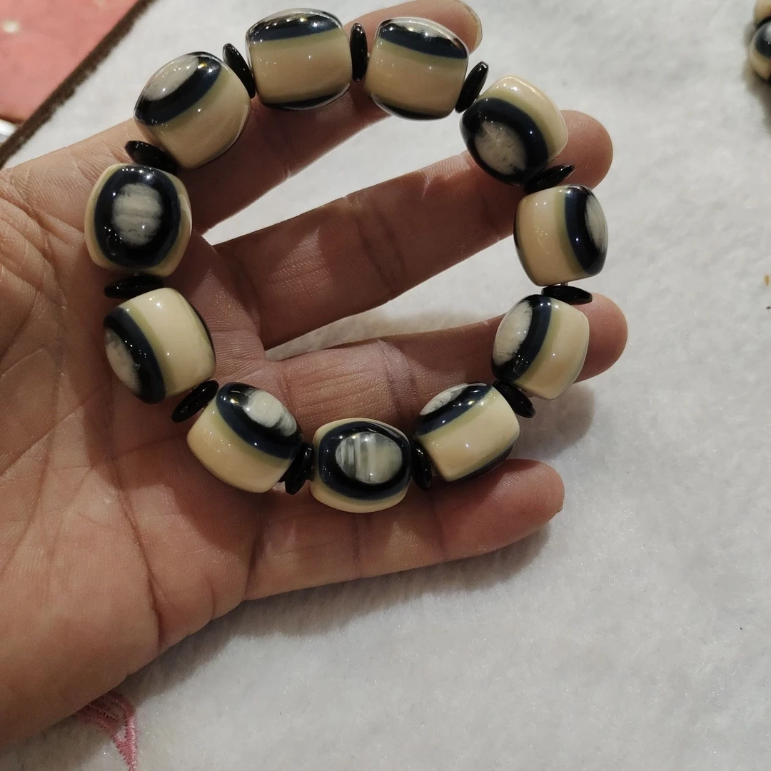 手链 199号精品白色直切手串W171