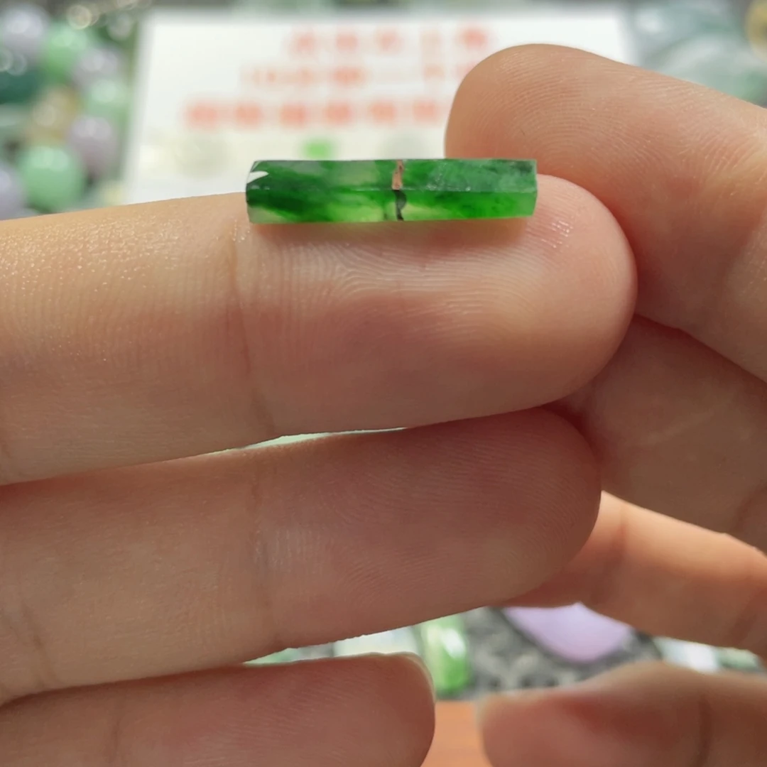 未镶嵌定制翡翠翡翠