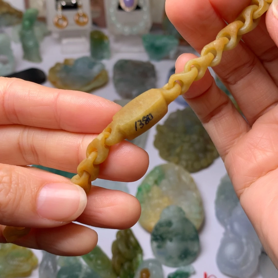 定制翡翠未镶嵌翡翠