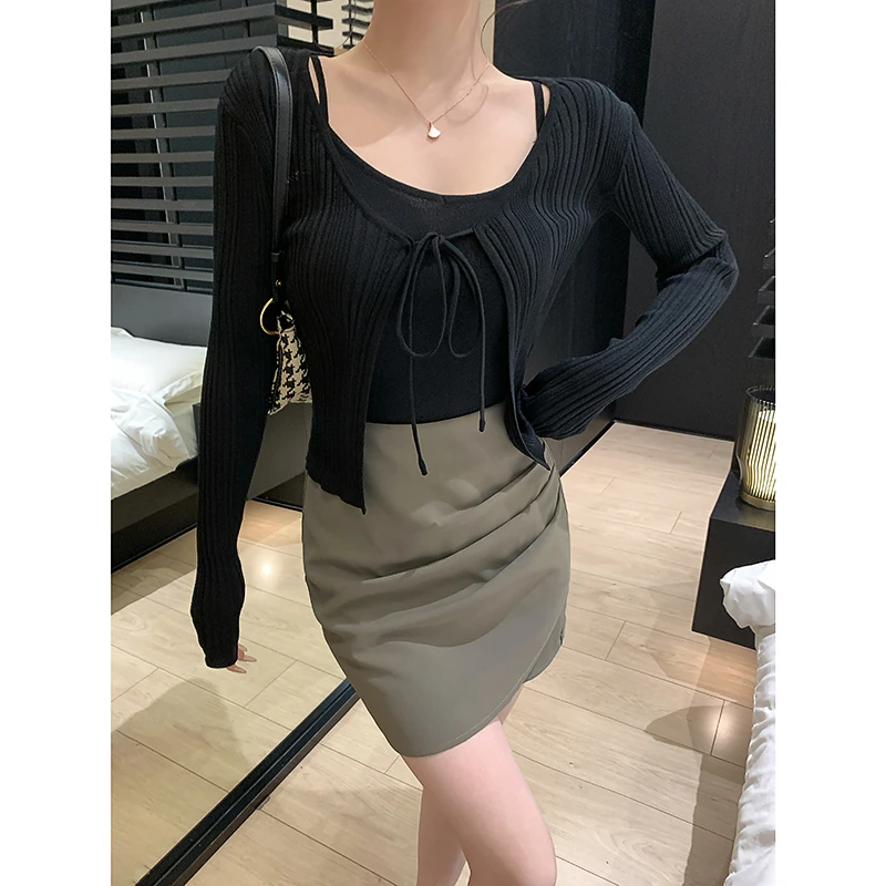 林关关【心动符号】法式气质百搭开衫+修身显瘦打底吊带背心两件套