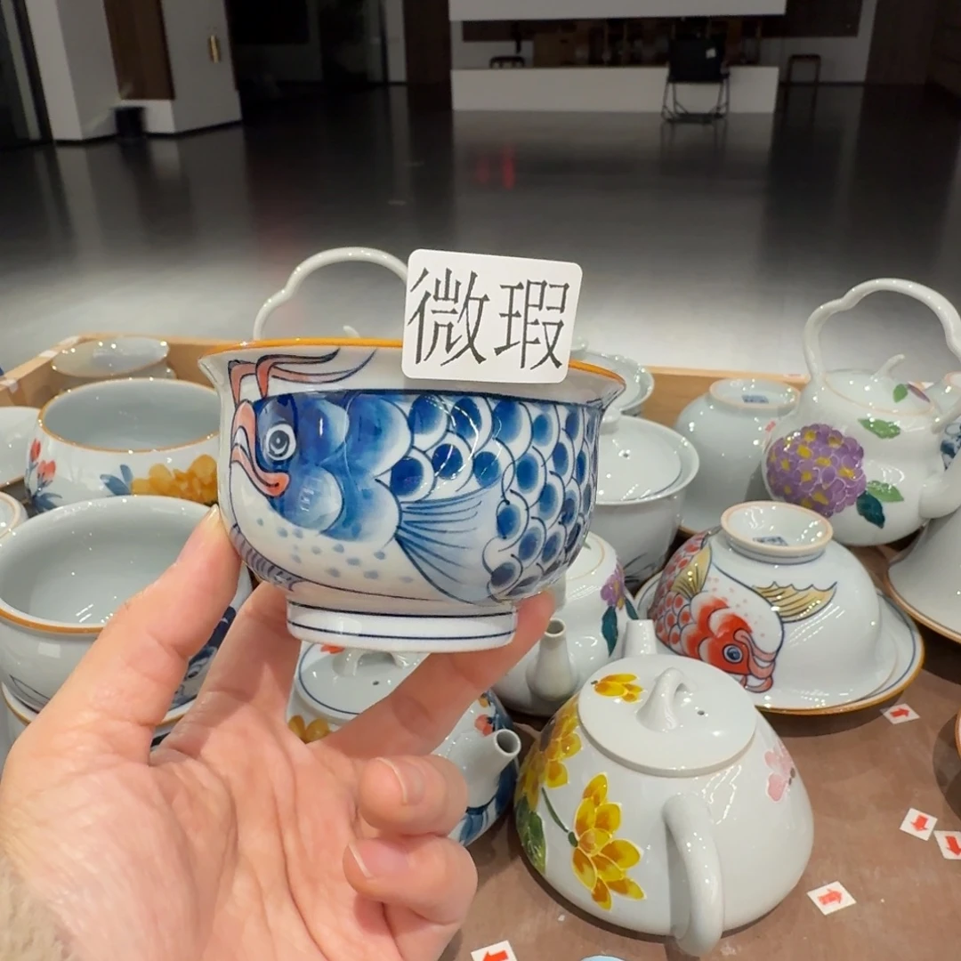 釉下手绘茶具微瑕
