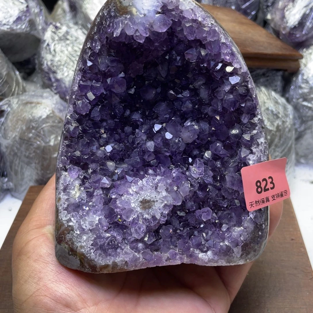 未镶嵌水晶大型摆件（非配饰）