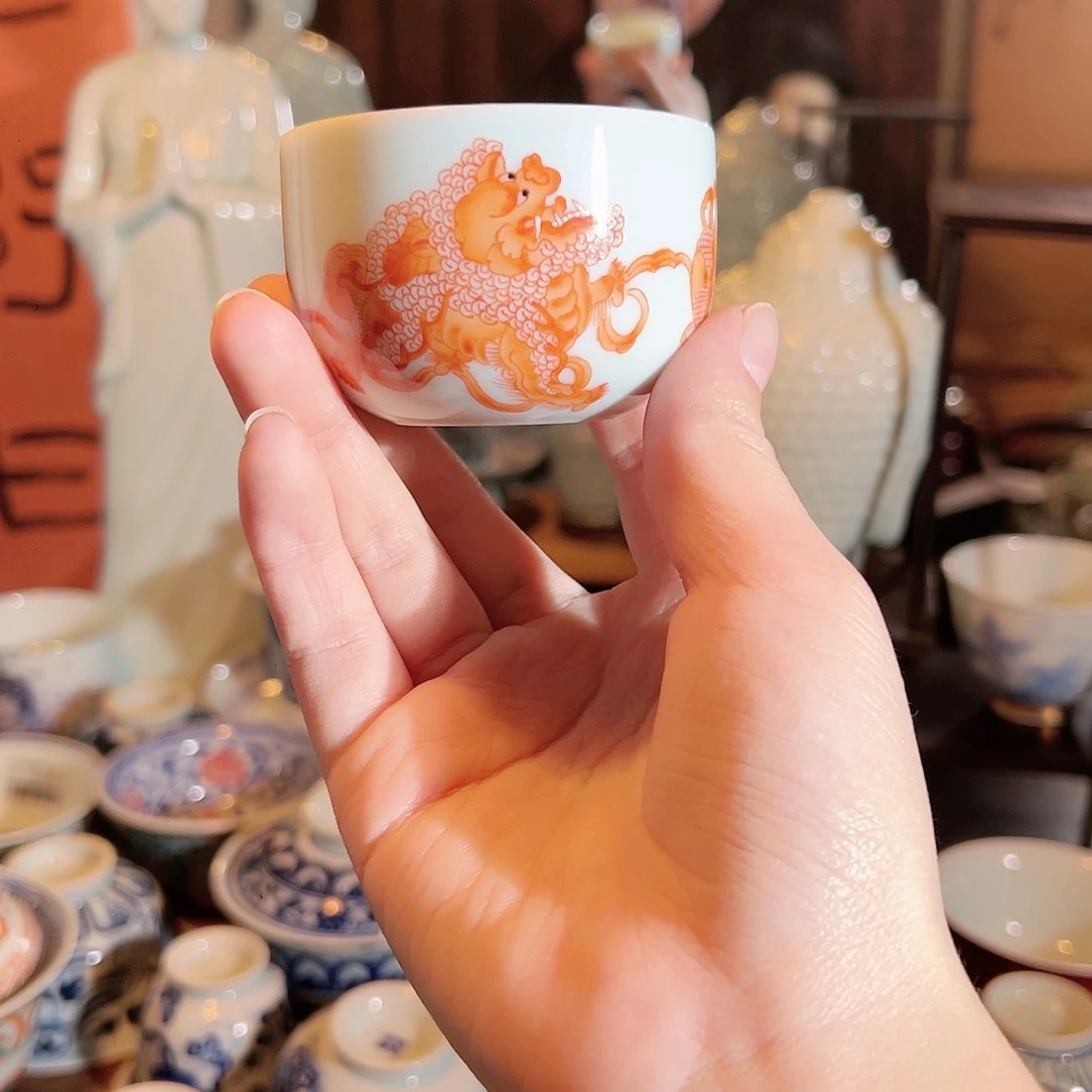 景德镇陶瓷狮子主人杯