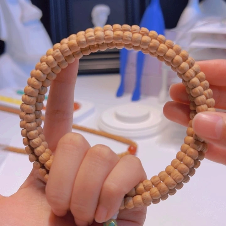 柒***锵吊坠柏香籽/百香籽