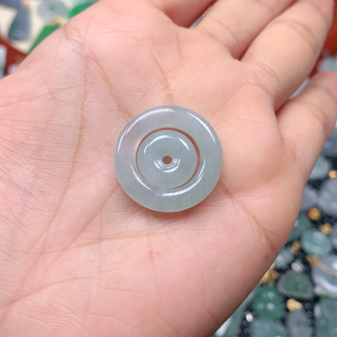 【闪购商品】翡翠吊坠(不含链)未镶嵌