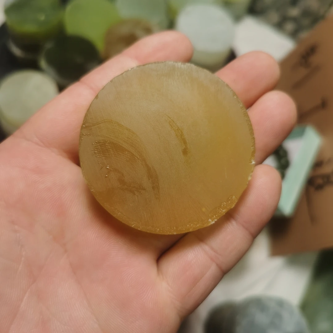 岫玉私人定制饕餮纹扣子，定制款不退货。