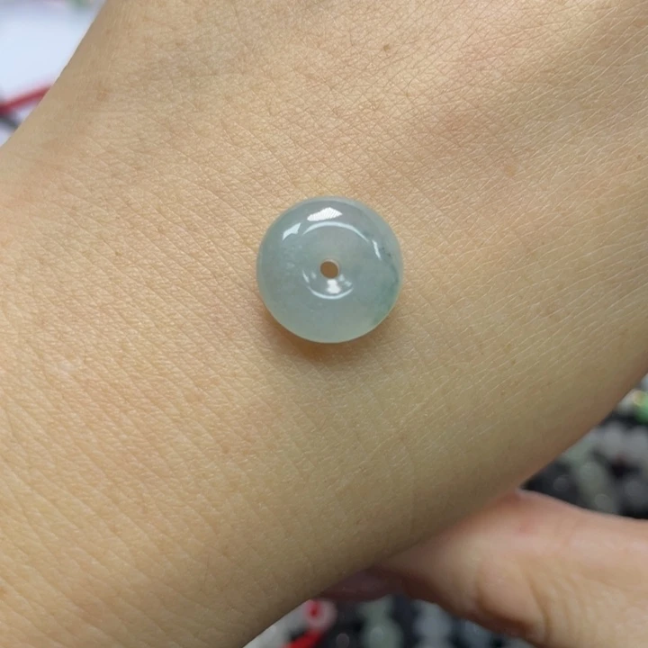 翡翠未镶嵌挂件7999999999