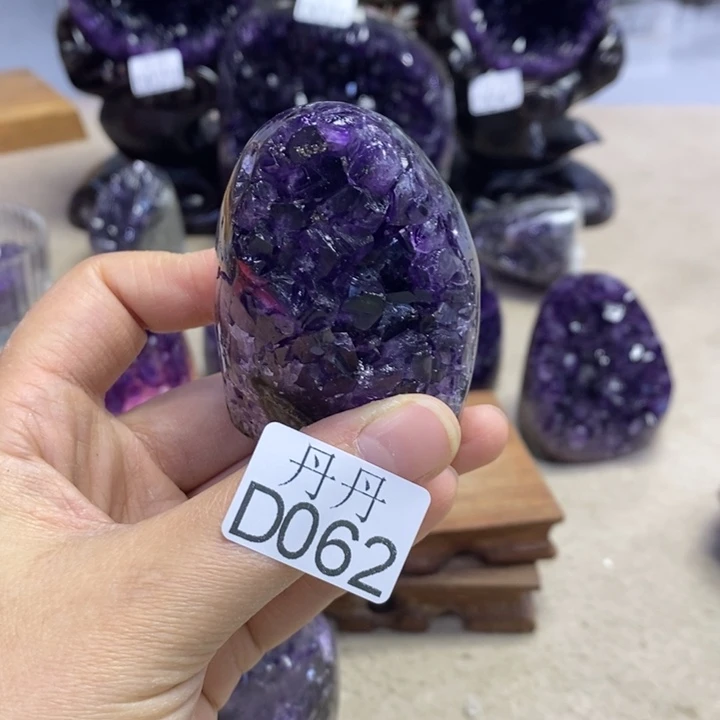 未镶嵌大型摆件（非配饰）水晶