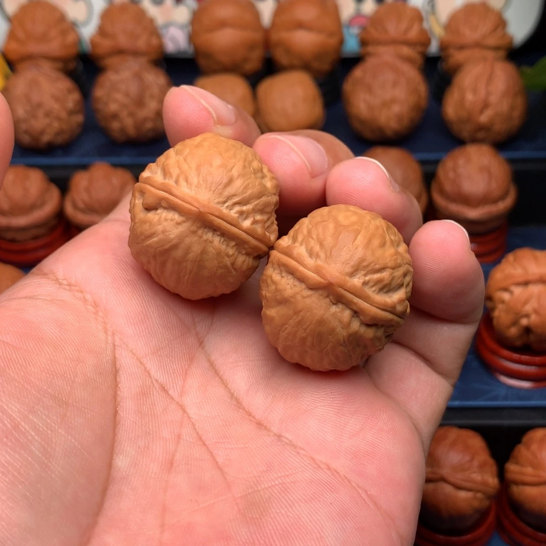 把件文玩核桃龙珠