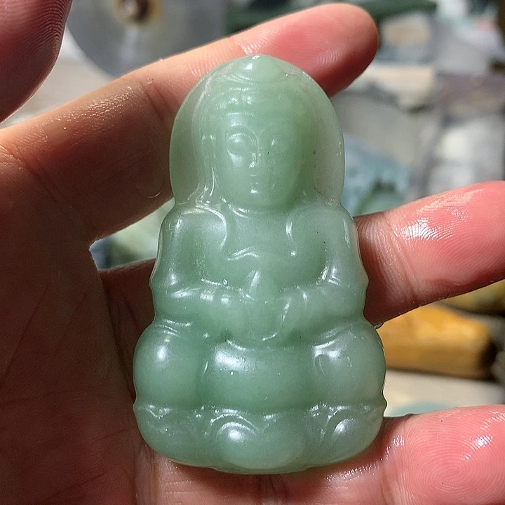 颈饰未镶嵌和田玉（糖玉）