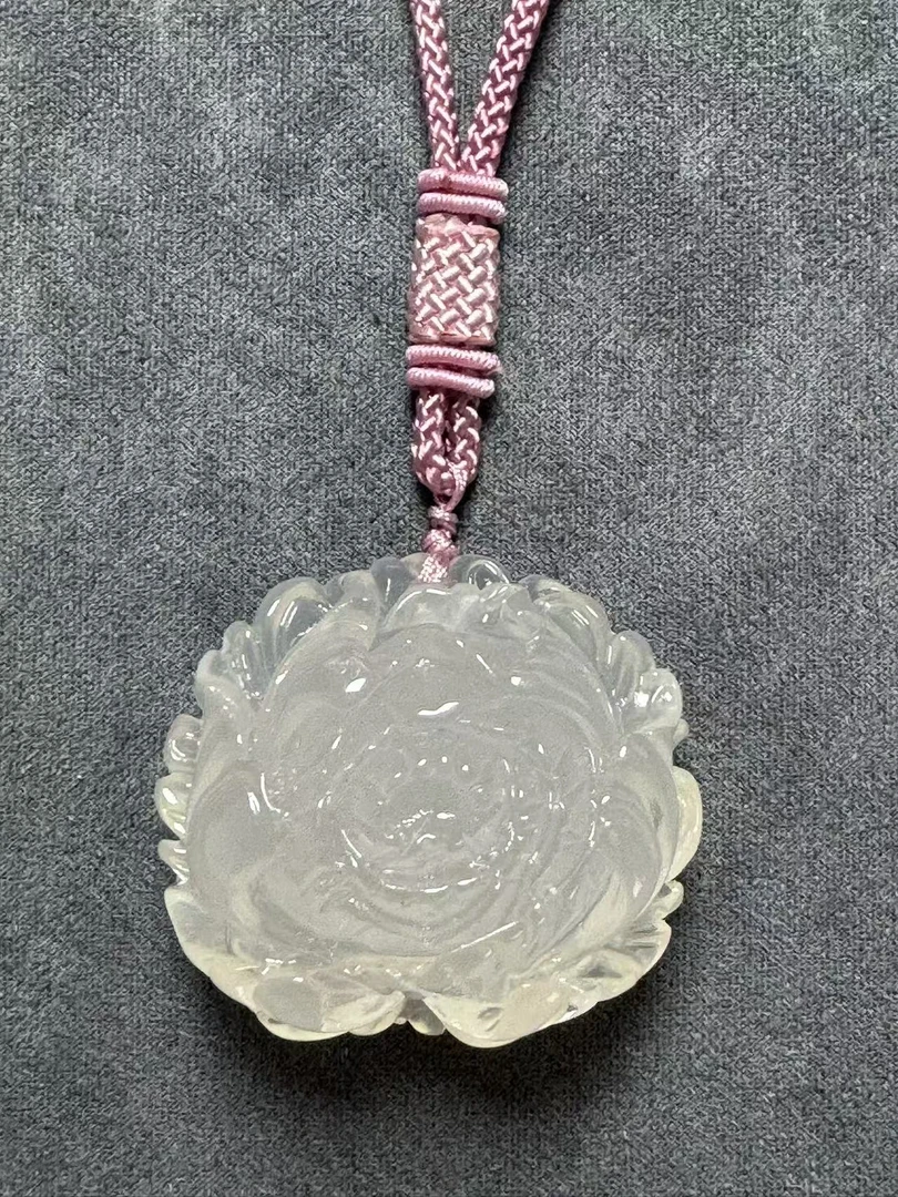 精品时尚白吊坠项链100