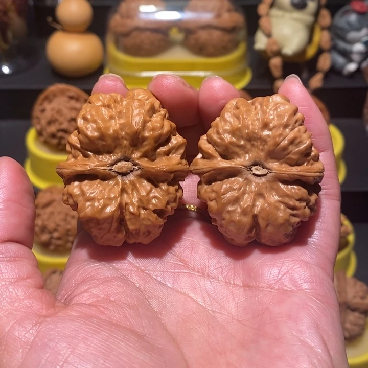 爱***菜把件文玩核桃文玩核桃39尺蛤蟆头