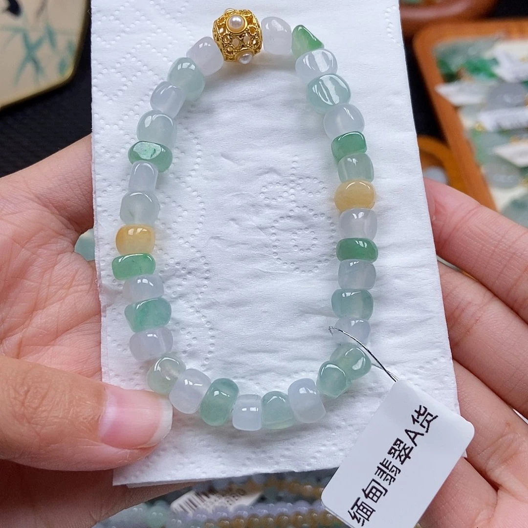 未镶嵌挂件翡翠闪