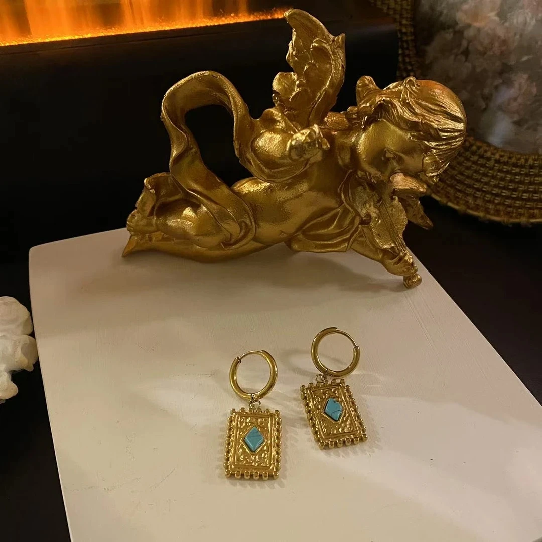 钛钢耳饰 钛钢耳饰 LARVINA复古蓝钻耳环