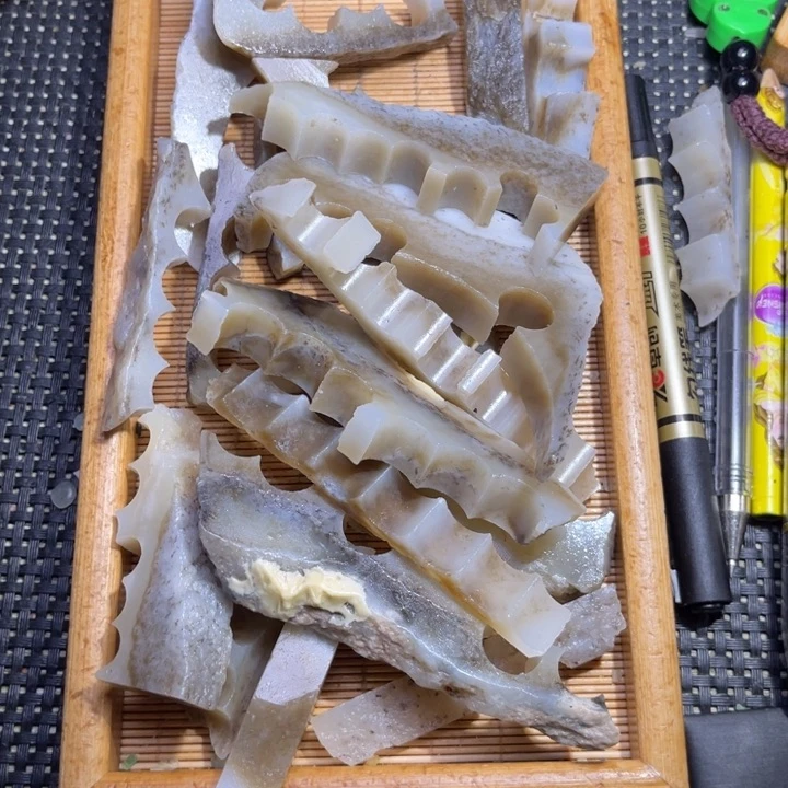 未镶嵌和田玉珠宝半成品