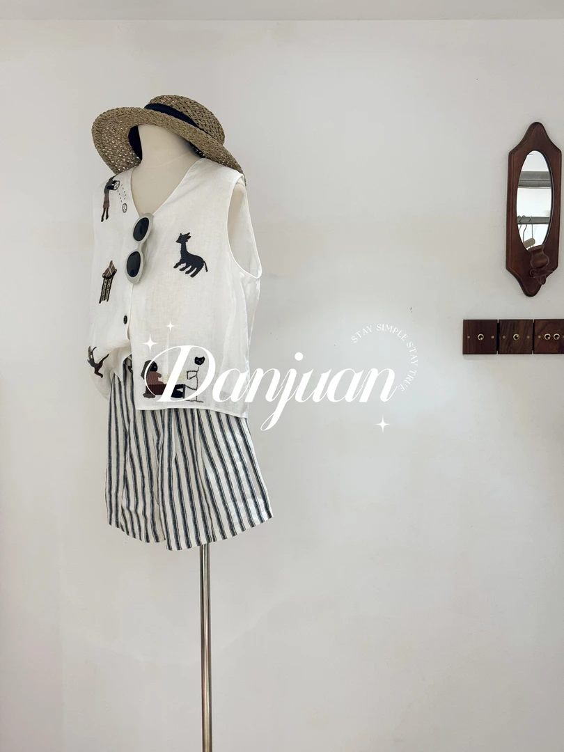 夏季新休闲无袖V领印花图案简约显瘦马甲上衣条纹短裤松弛两件套