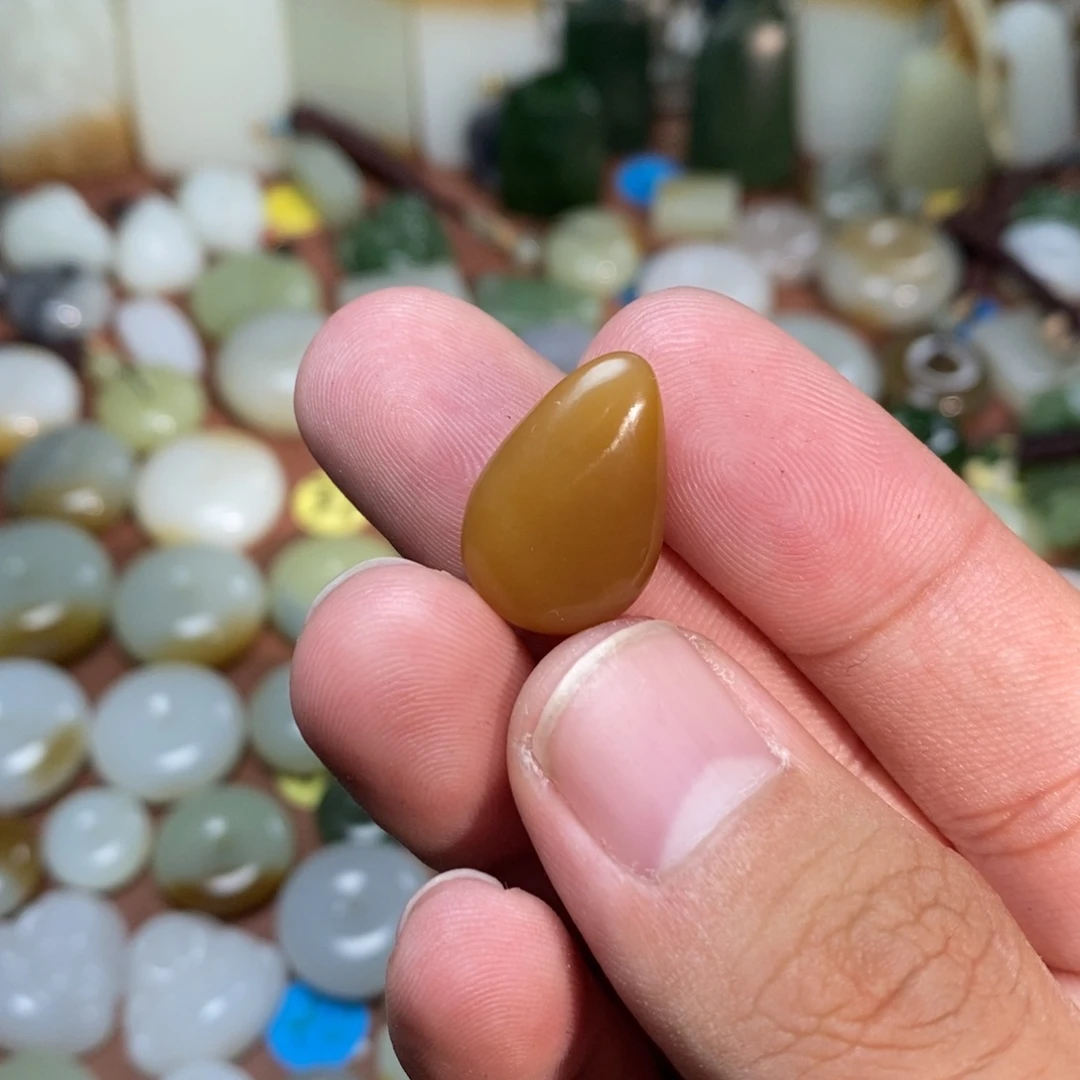 木***上和田玉未镶嵌吊坠(不含链)