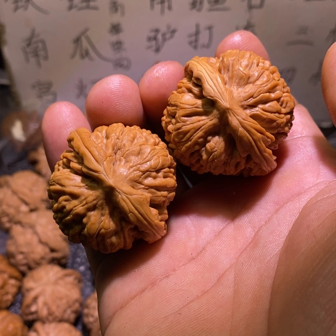 致**华莲花核桃尺寸42有修